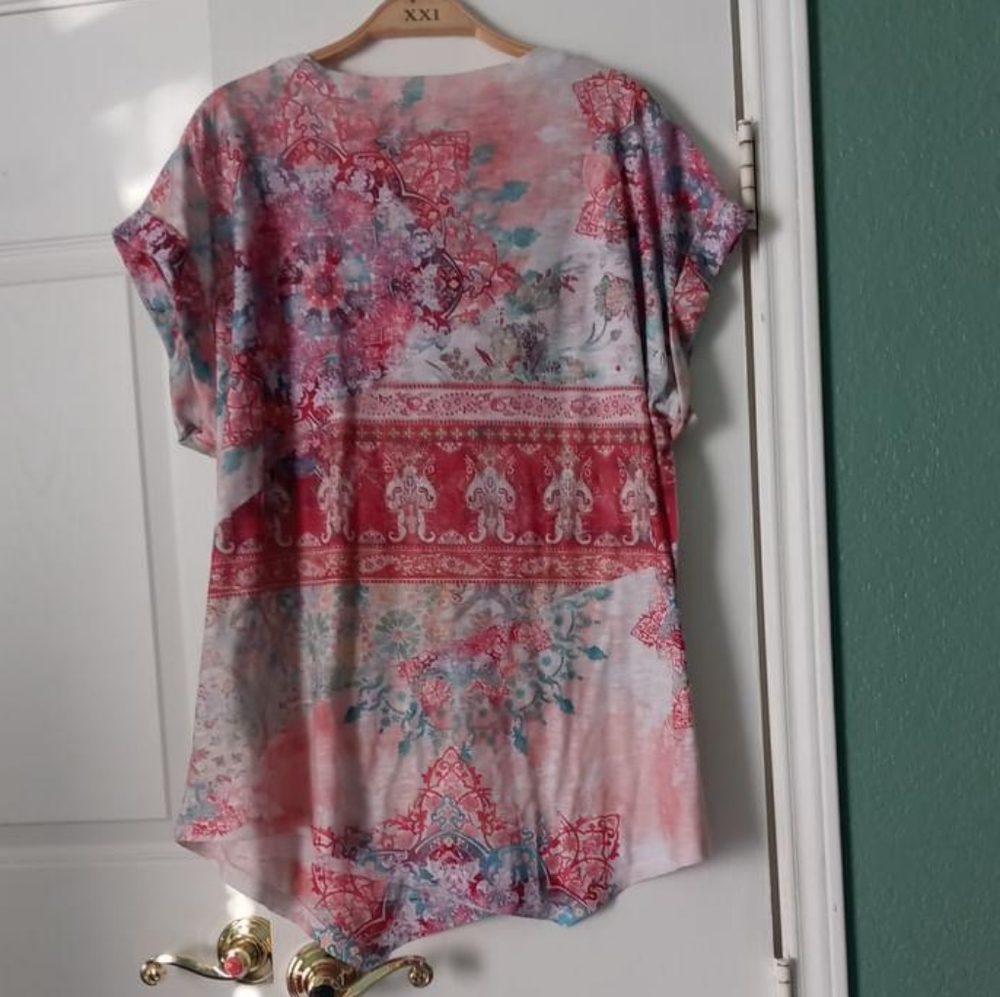Pattern Shirt with Rhinestones - Picture 2 of 5